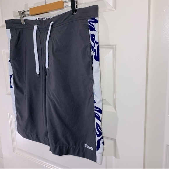 𝅺roots Gray White Board Shorts Drawstring Waist 4 Pockets Bermudas Size Large - Picture 6 of 8